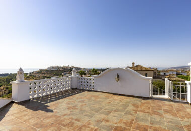 Modern Mediterranean Haven with Infinity Pool &amp; Impressive Panoramic Views