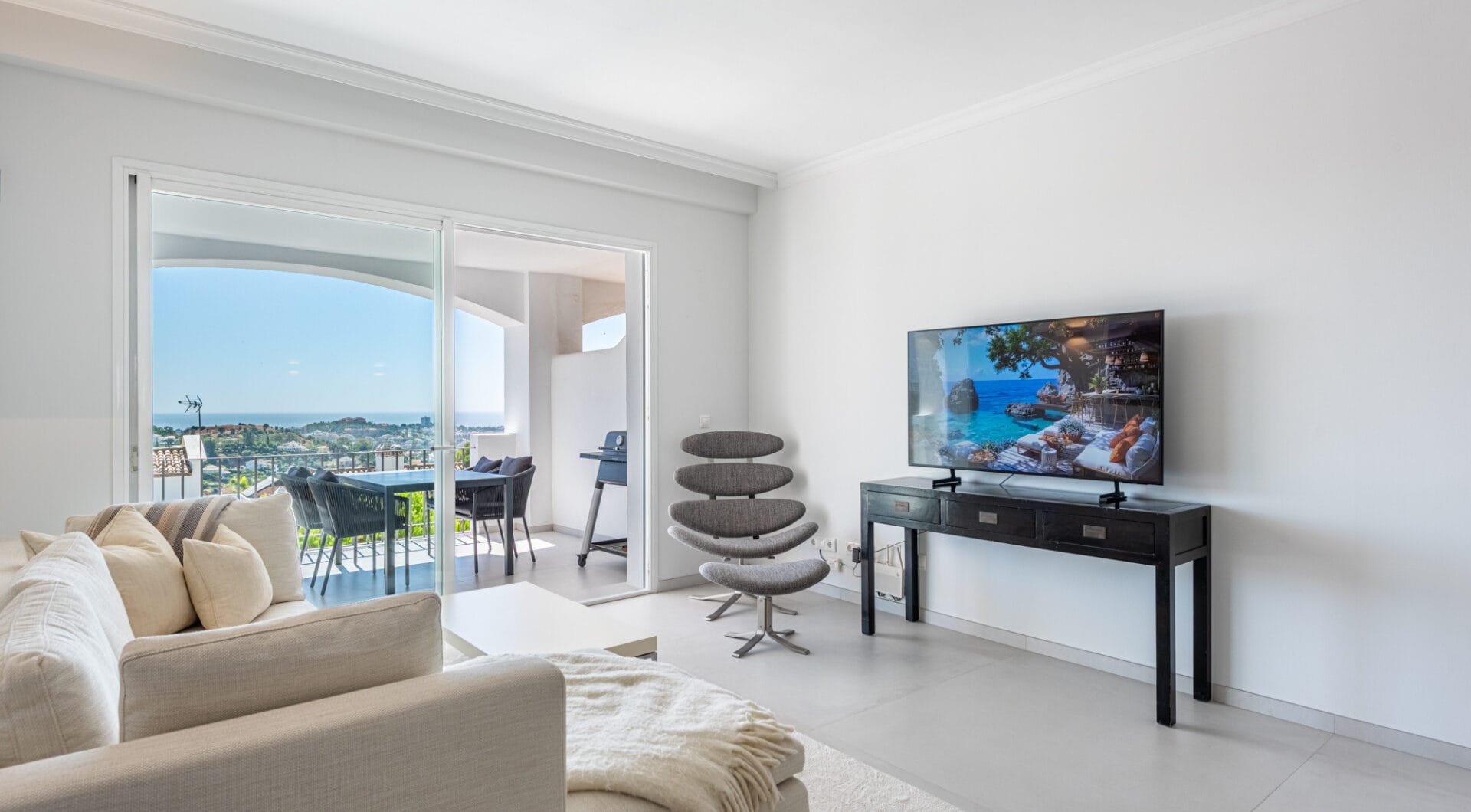 Exclusive Apartment in La Quinta-  Top-Class Style, Views &amp; Comfort!
