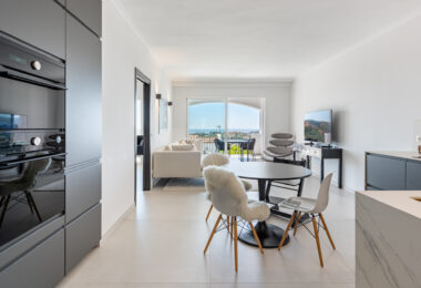 Exclusive Apartment in La Quinta-  Top-Class Style, Views &amp; Comfort!