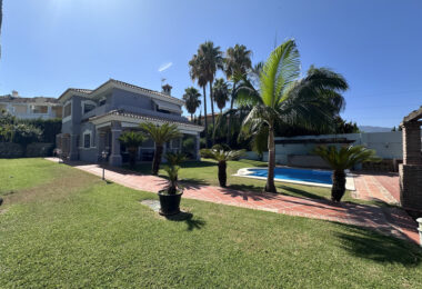 Charming Villa in Monte Biarritz