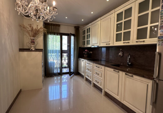 Apartment for sale in Marbella Golden Mile, Marbella