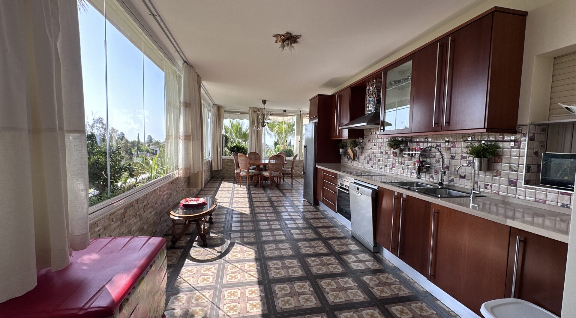 Apartment for sale in Marbella Golden Mile, Marbella