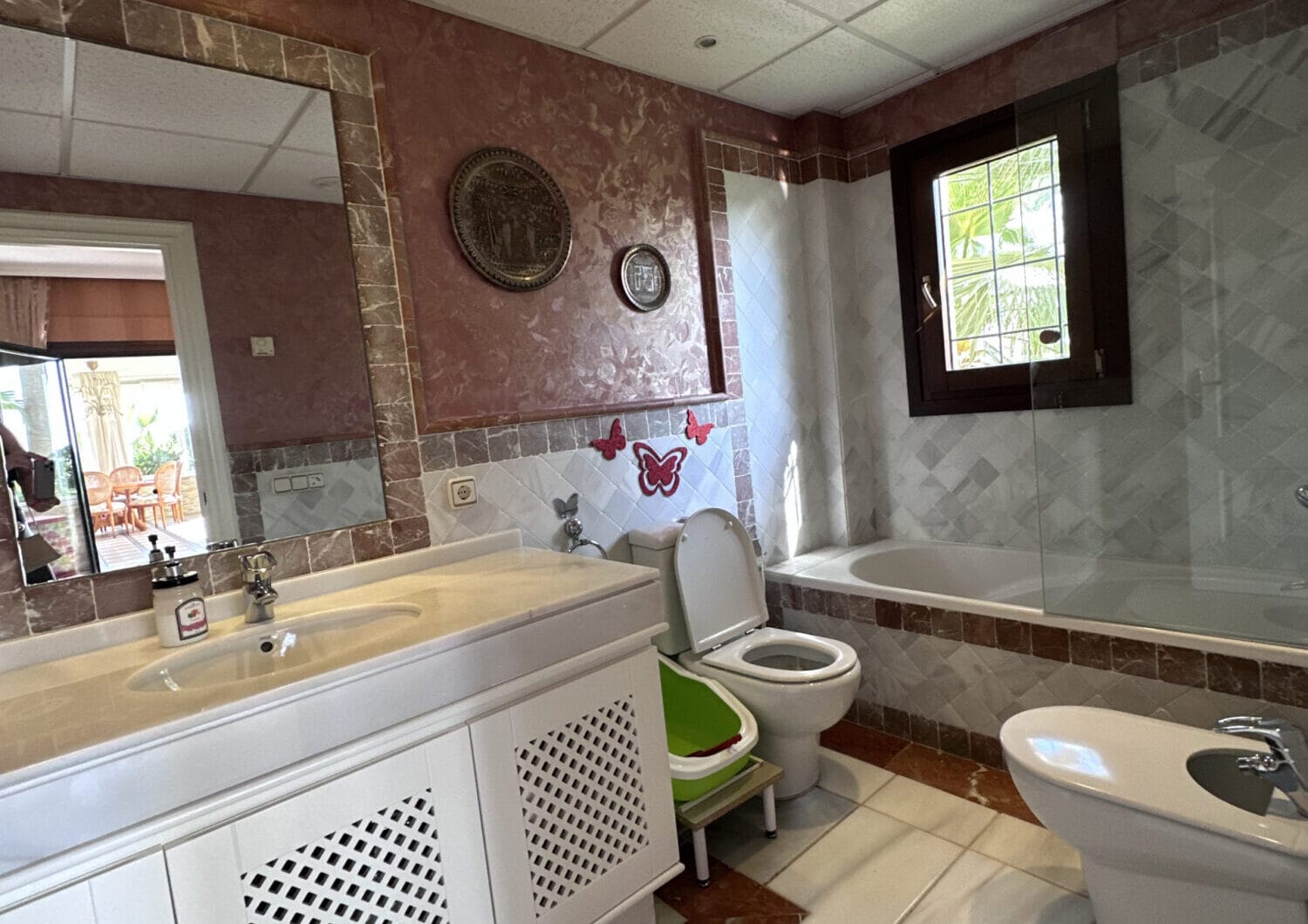 Apartment for sale in Marbella Golden Mile, Marbella