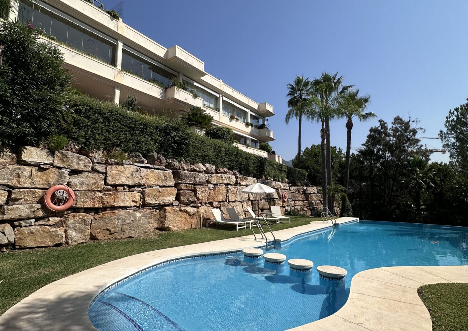 Apartment for sale in Marbella Golden Mile, Marbella