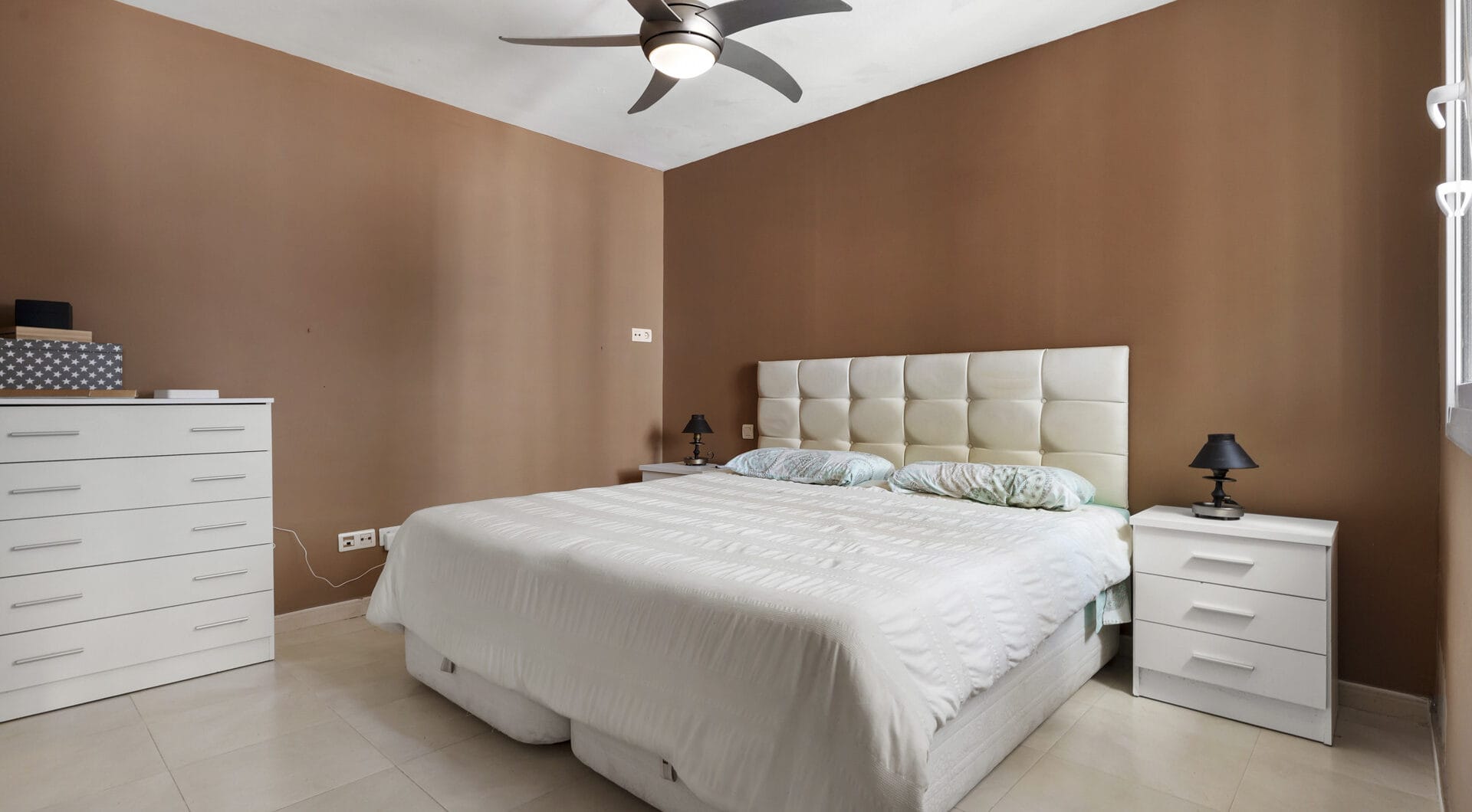 Spacious 3 bedroom apartment – Nueva Andalucía, just steps from Puerto Banus