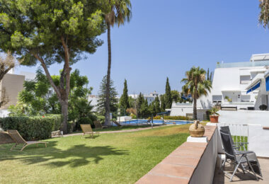 Spacious 3 bedroom apartment – Nueva Andalucía, just steps from Puerto Banus