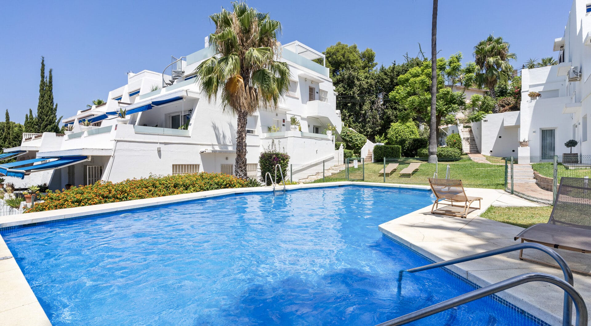 Spacious 3 bedroom apartment – Nueva Andalucía, just steps from Puerto Banus