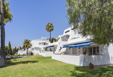 Spacious 3 bedroom apartment – Nueva Andalucía, just steps from Puerto Banus