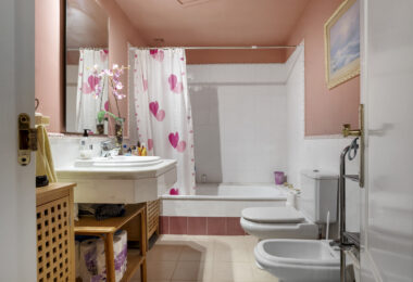 Large first floor apartment in Guadalcántara, San Pedro de Alcántara