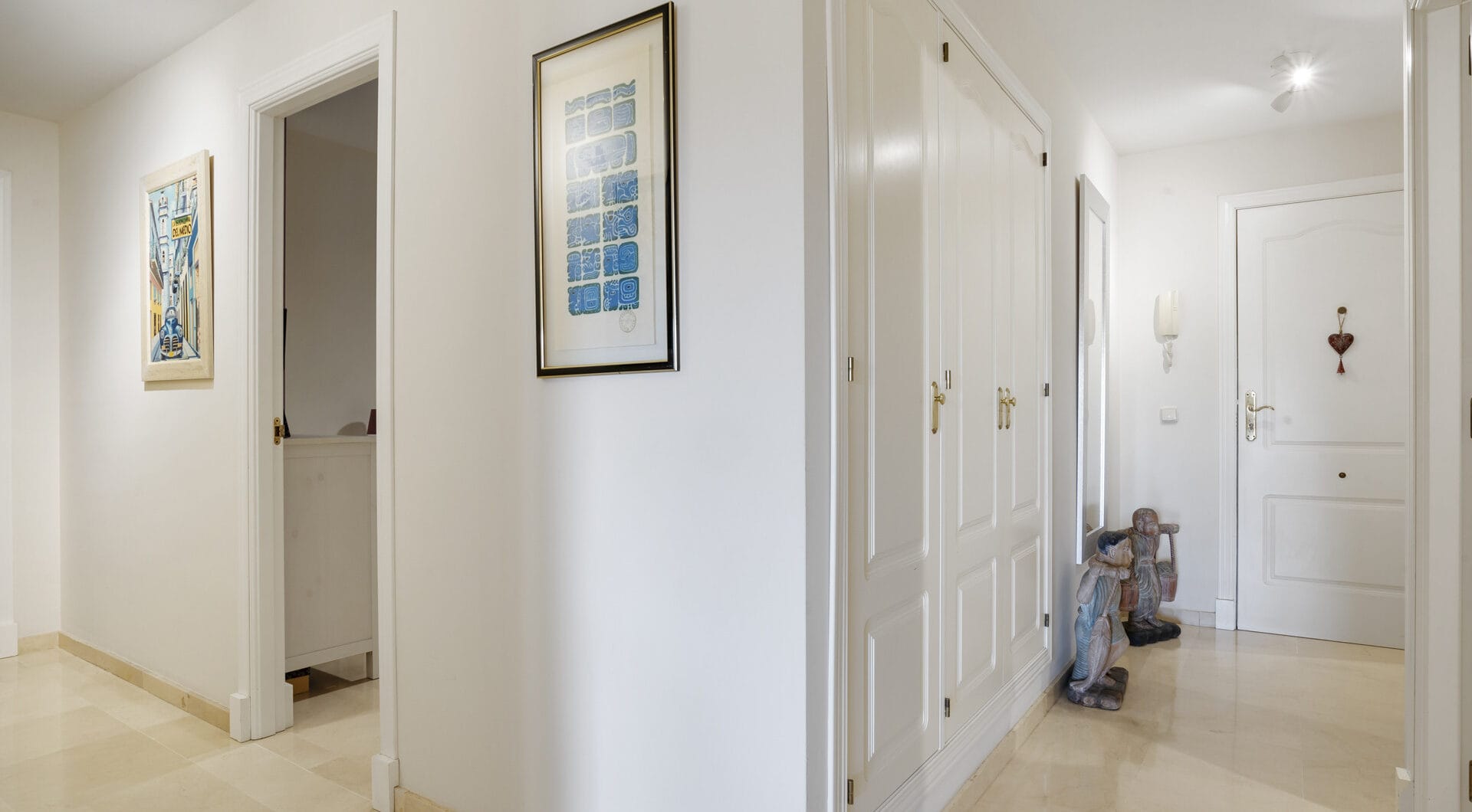 Large first floor apartment in Guadalcántara, San Pedro de Alcántara
