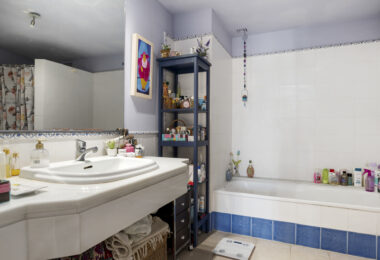 Large first floor apartment in Guadalcántara, San Pedro de Alcántara