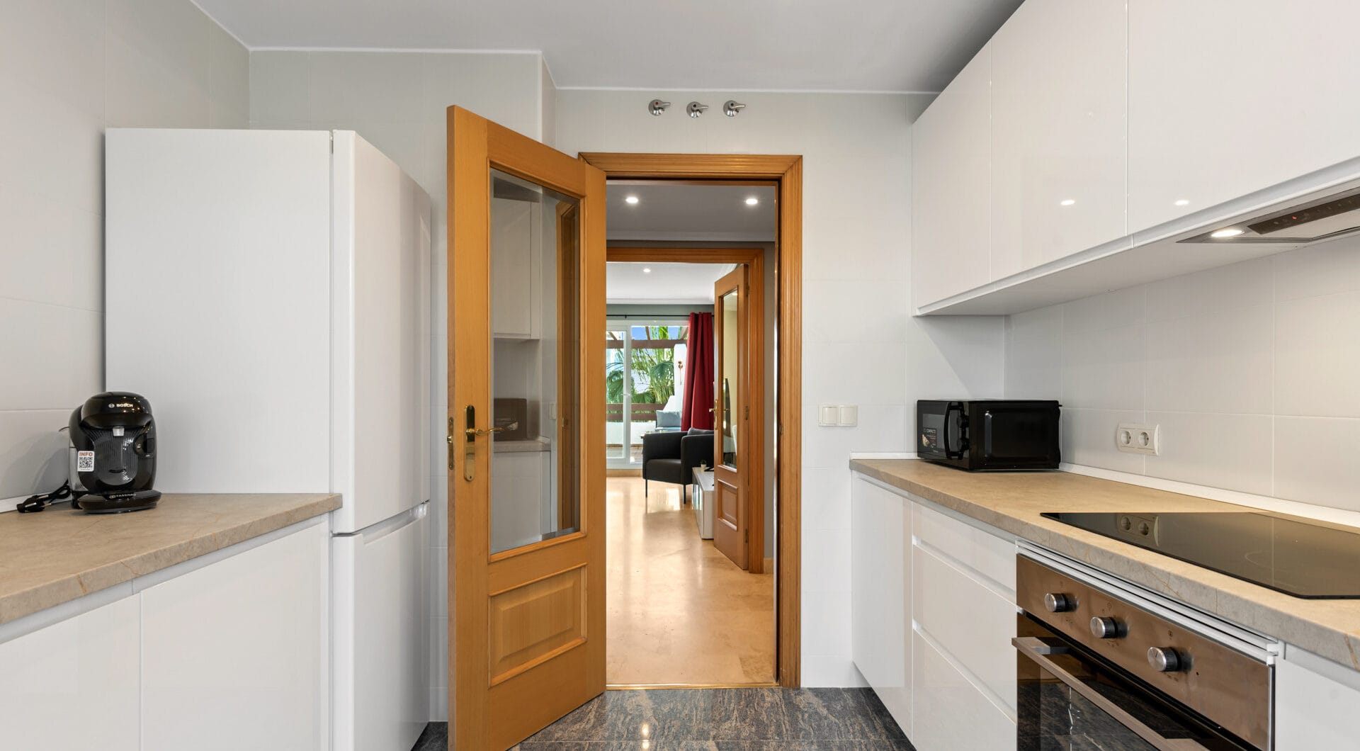 Bright 2 bedroom apartment with private terrace in Selwo