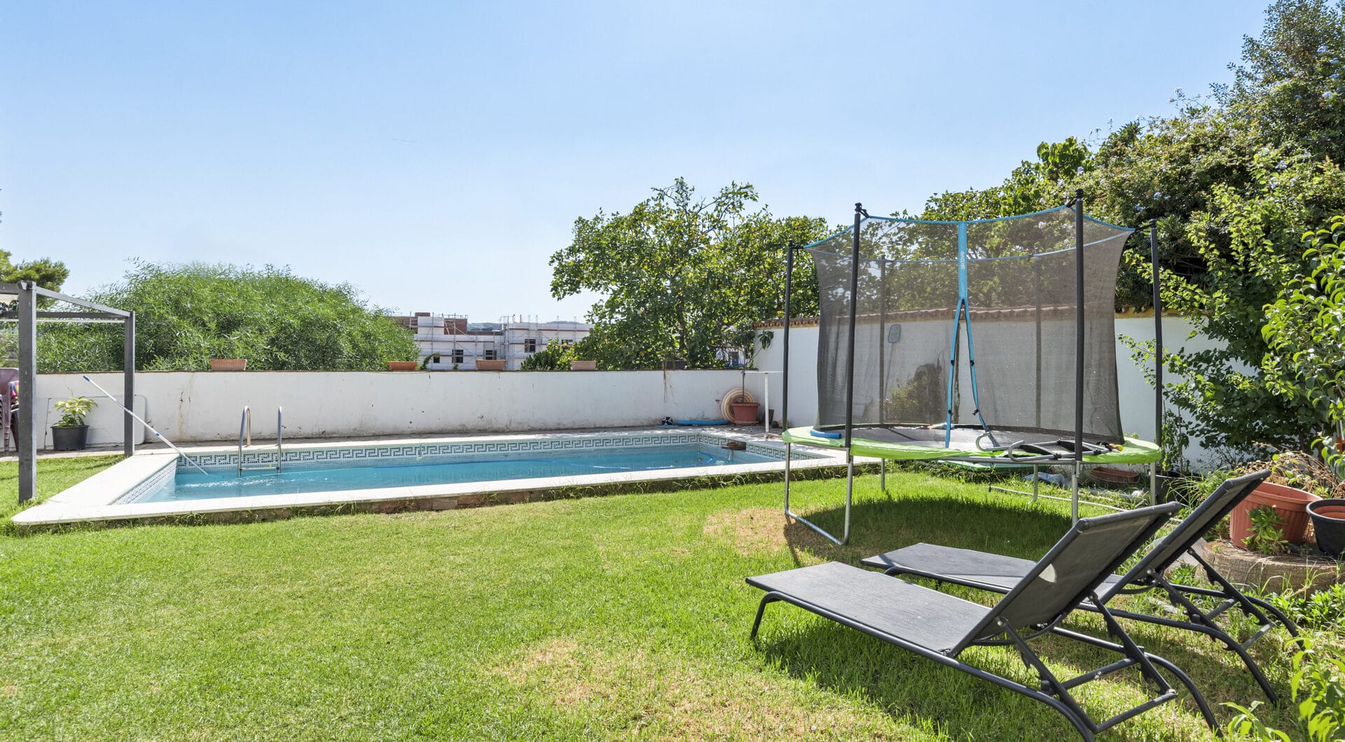Large 6 Bedroom Villa with Sea and Mountain Views in Estepona