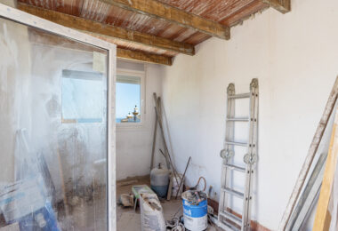 Large 6 Bedroom Villa with Sea and Mountain Views in Estepona