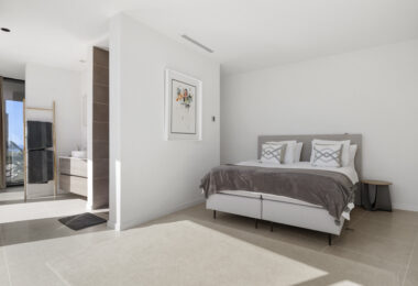 Contemporary Luxury with Panoramic Views in La Alquería