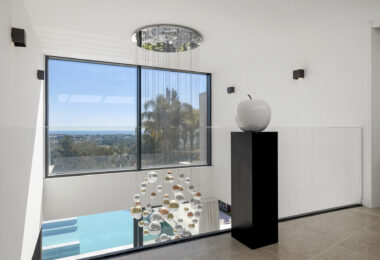 Contemporary Luxury with Panoramic Views in La Alquería