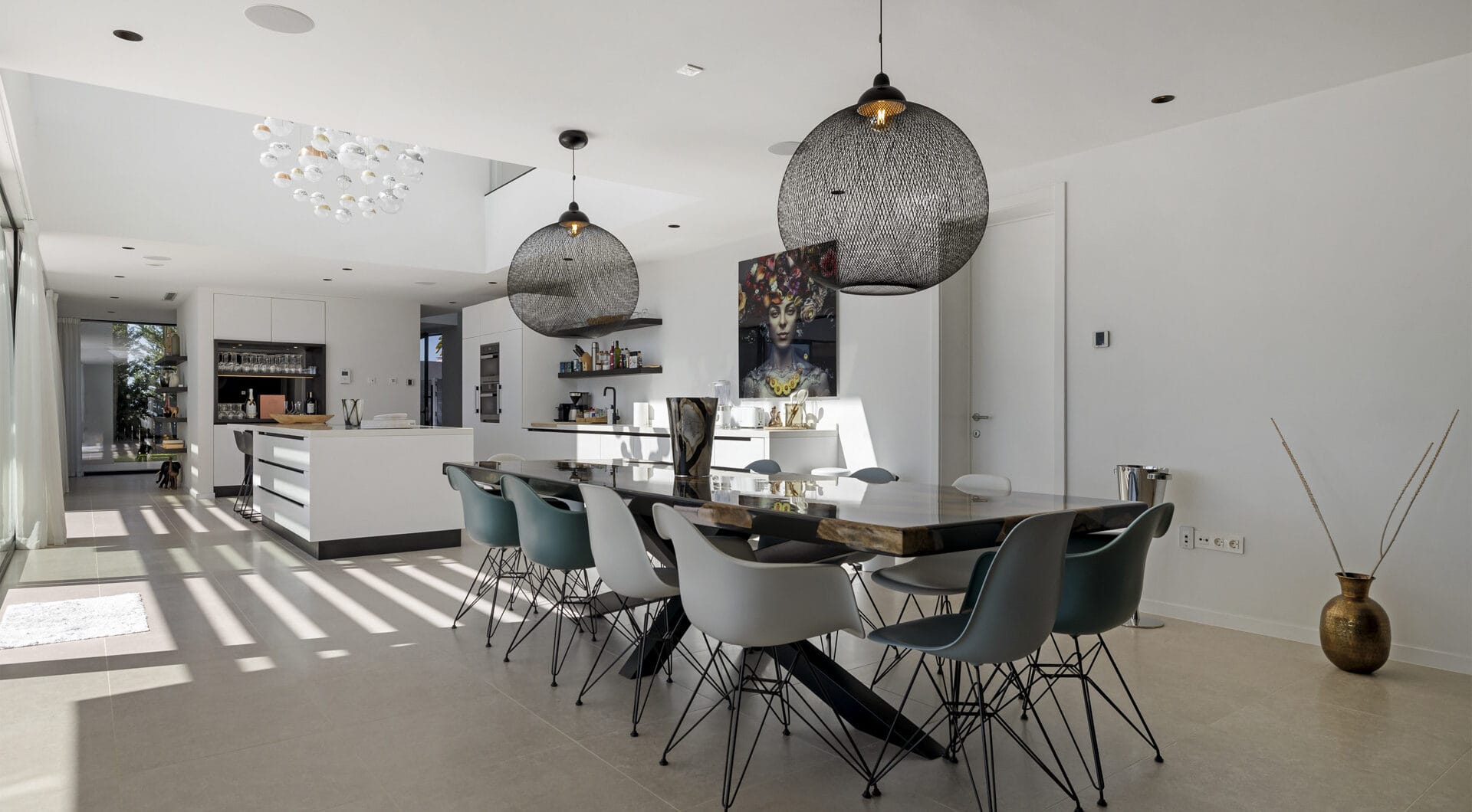 Contemporary Luxury with Panoramic Views in La Alquería