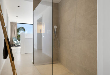 Contemporary Luxury with Panoramic Views in La Alquería