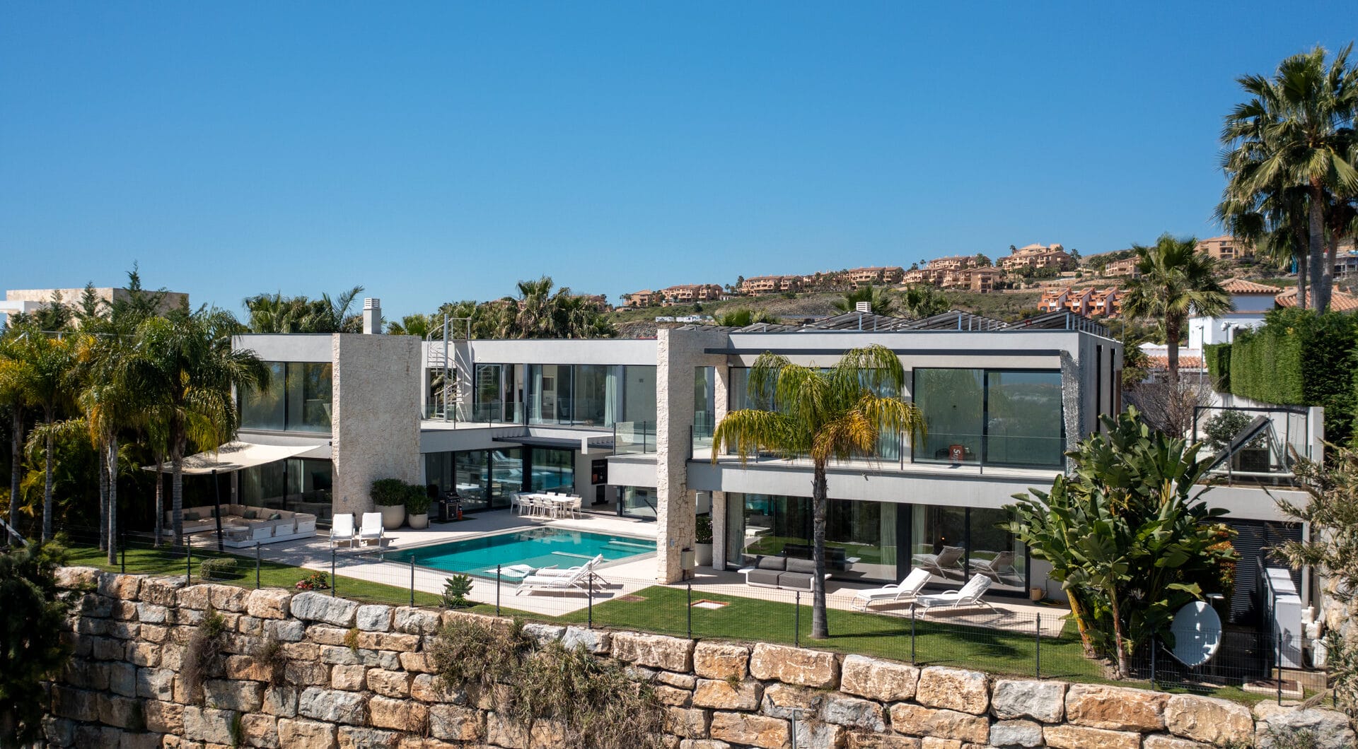 Contemporary Luxury with Panoramic Views in La Alquería