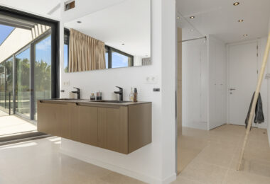 Contemporary Luxury with Panoramic Views in La Alquería