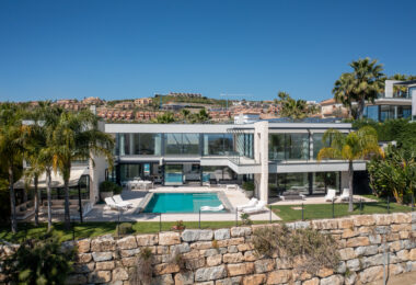 Contemporary Luxury with Panoramic Views in La Alquería
