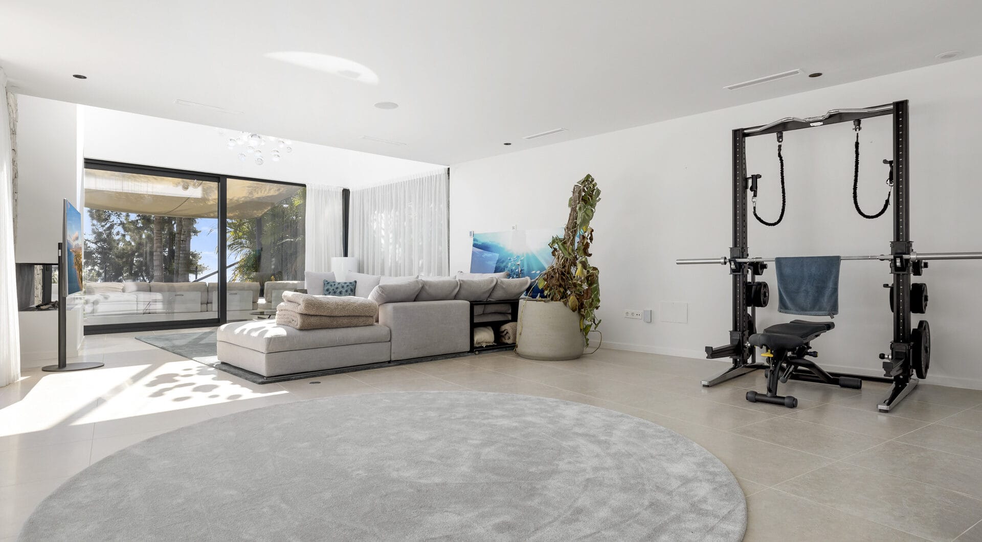 Contemporary Luxury with Panoramic Views in La Alquería