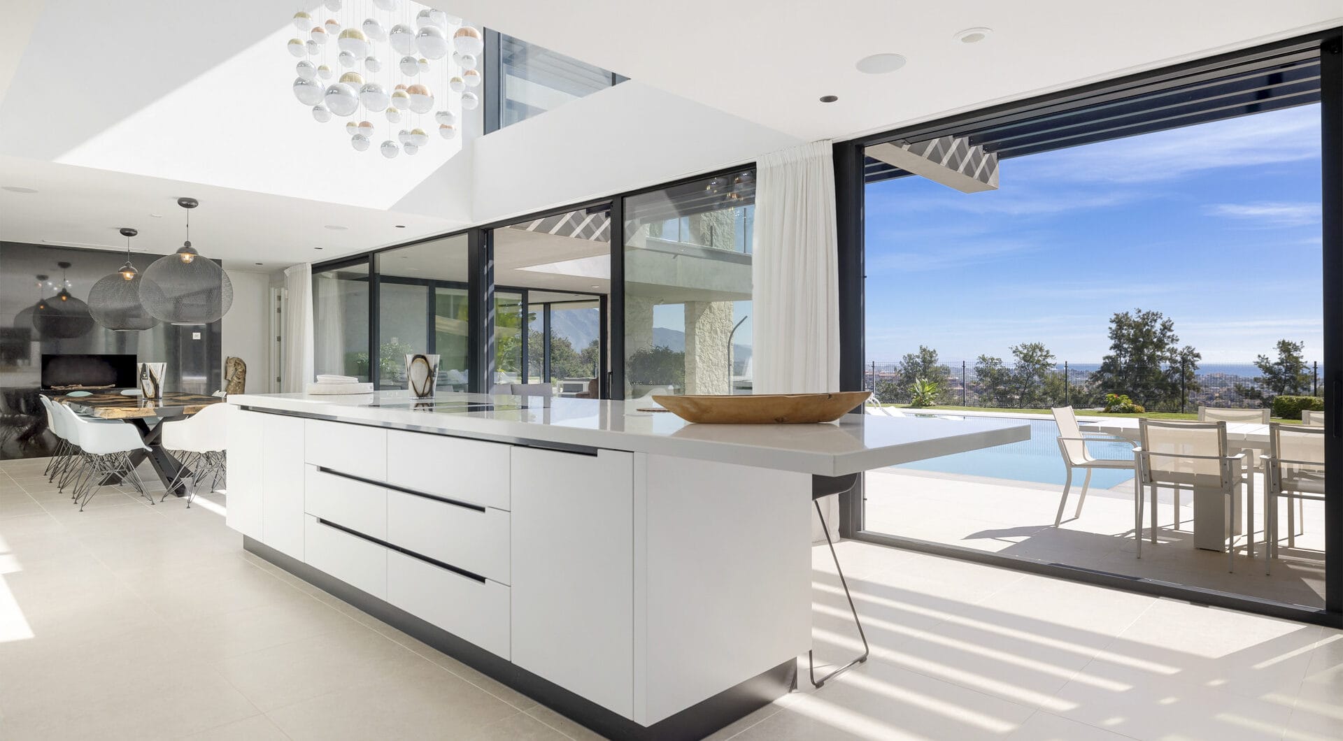 Contemporary Luxury with Panoramic Views in La Alquería