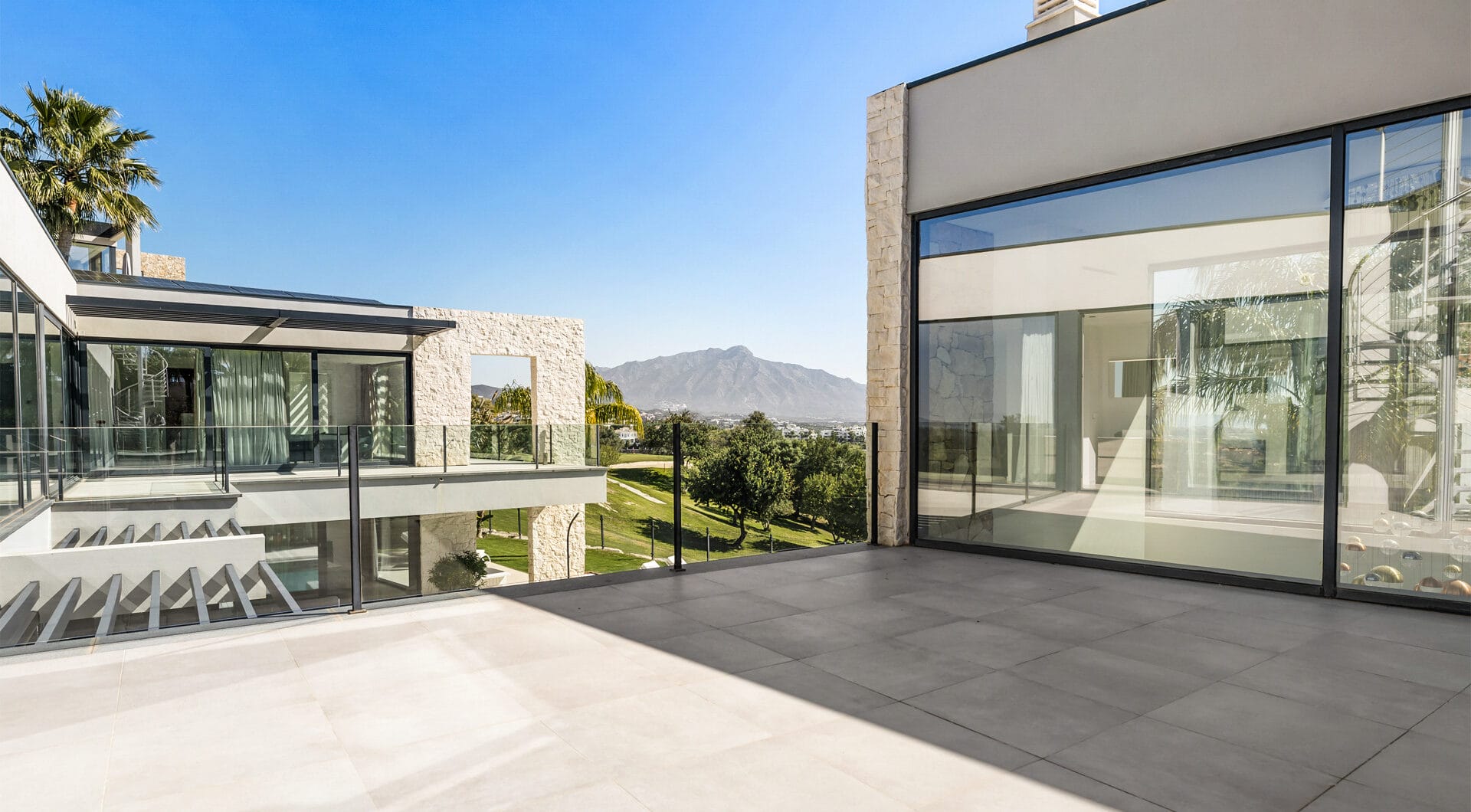 Contemporary Luxury with Panoramic Views in La Alquería