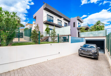 Short term rental - Exclusive Villa with Heated Pool and Hamam
