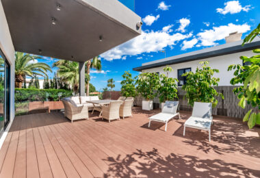 Short term rental - Exclusive Villa with Heated Pool and Hamam