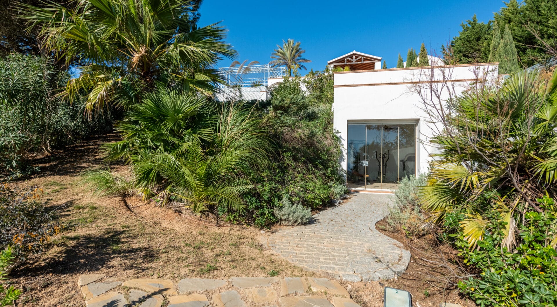Luxurious Villa with Stunning Views in La Reserva Sotogrande