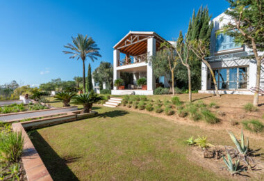 Luxurious Villa with Stunning Views in La Reserva Sotogrande