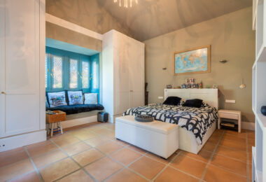 Luxurious Villa with Stunning Views in La Reserva Sotogrande