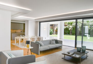 Elegant 6–7 Bedroom Villas in Las Lomas del Marbella Club, Golden Mile