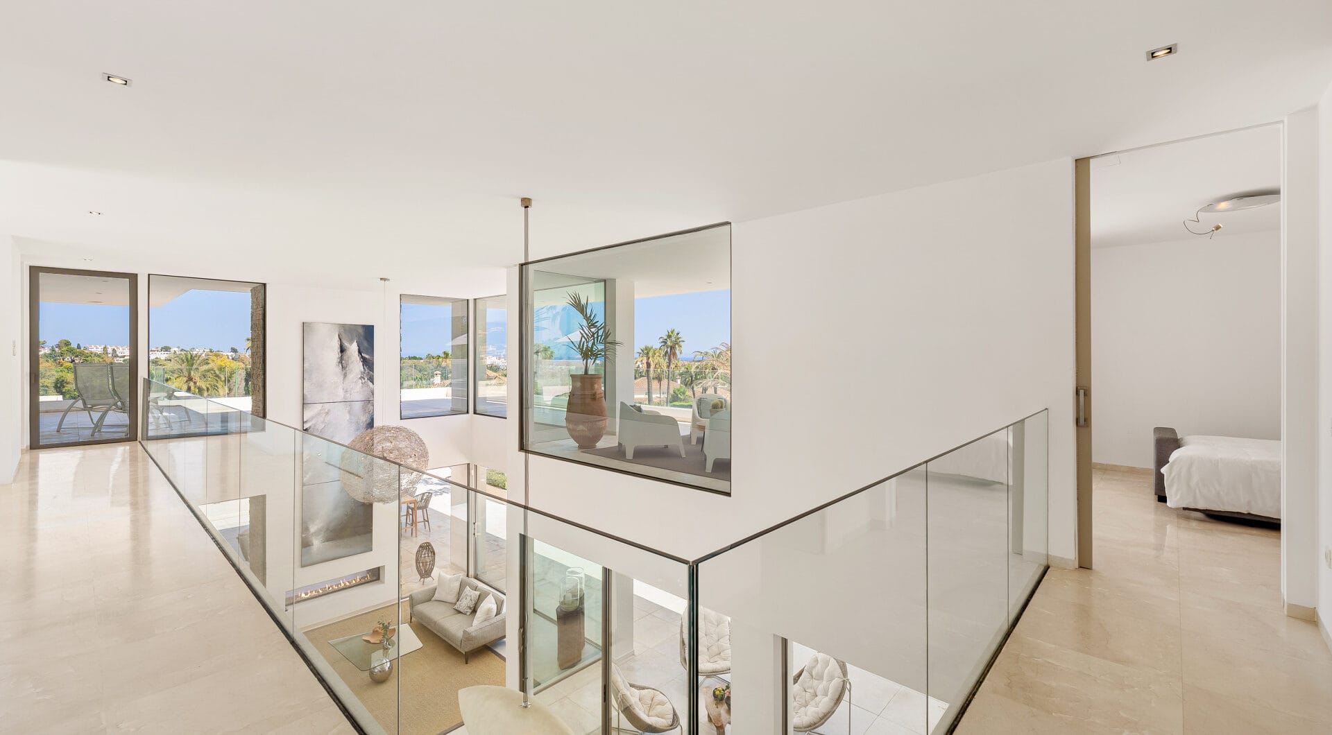 Contemporary Masterpiece with Pool &amp; Tennis Court in La Cerquilla, Nueva Andalucía