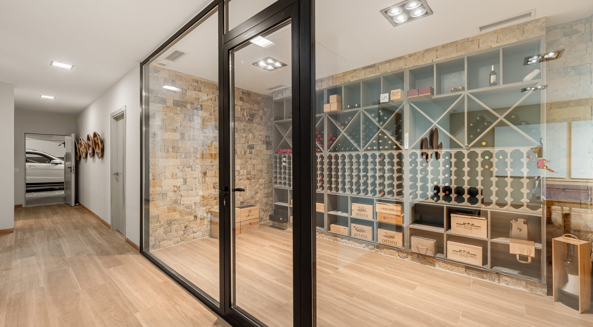 Contemporary Masterpiece with Pool &amp; Tennis Court in La Cerquilla, Nueva Andalucía