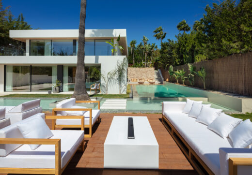 Auriga 1 — Modern Elegance in Nueva Andalucía