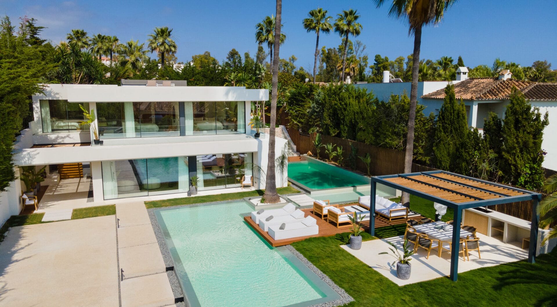 Auriga 1 — Modern Elegance in Nueva Andalucía