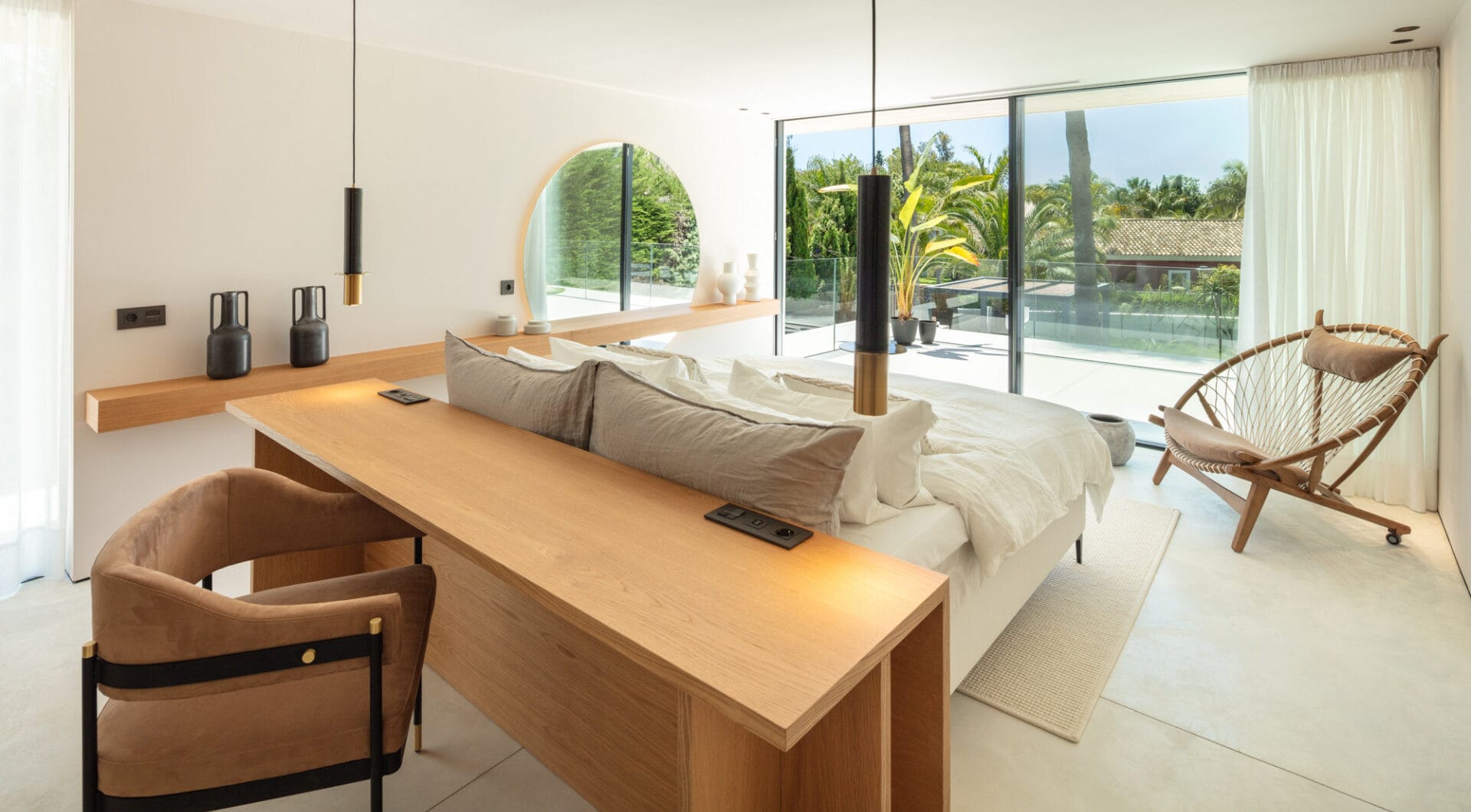Auriga 1 — Modern Elegance in Nueva Andalucía