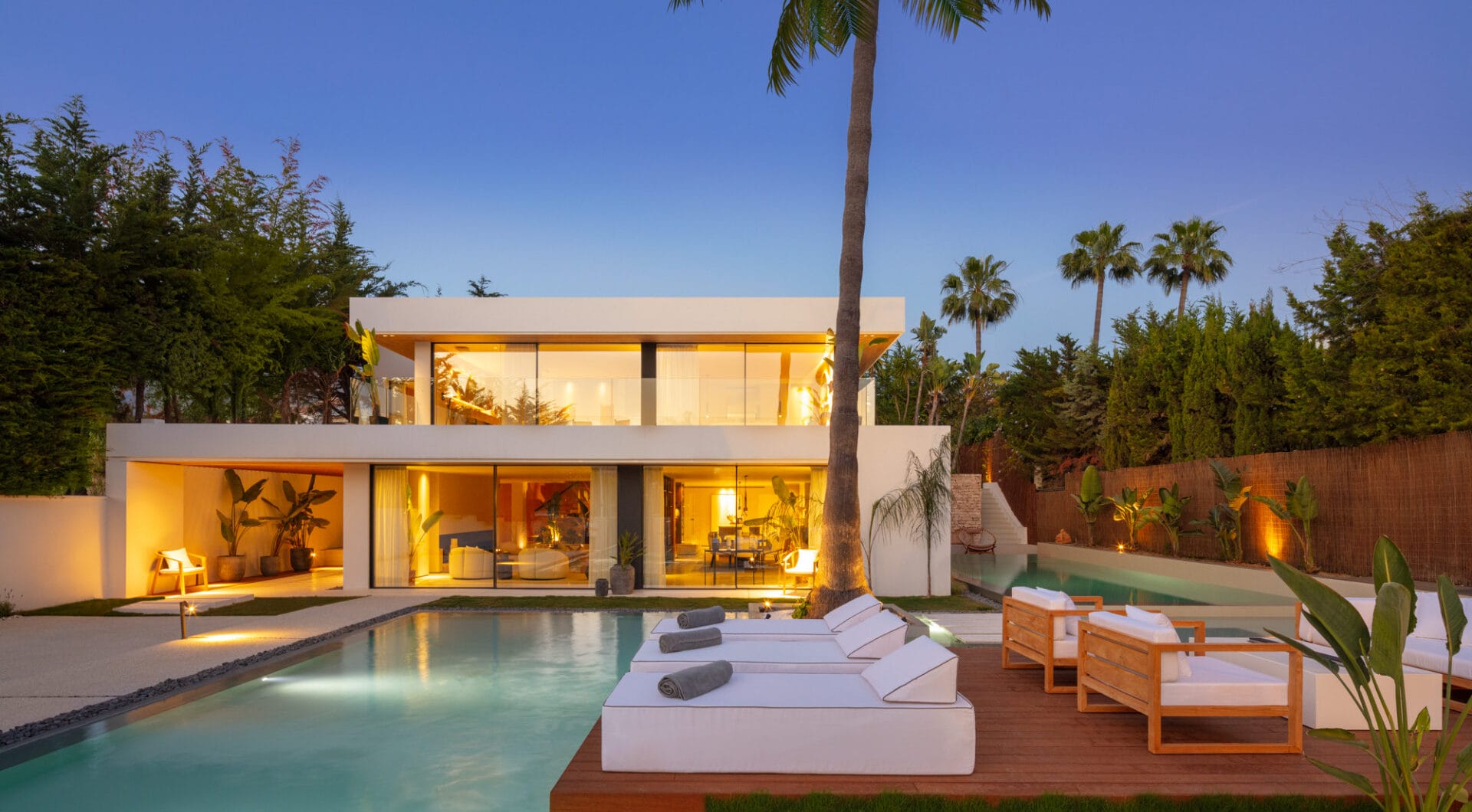 Auriga 1 — Modern Elegance in Nueva Andalucía