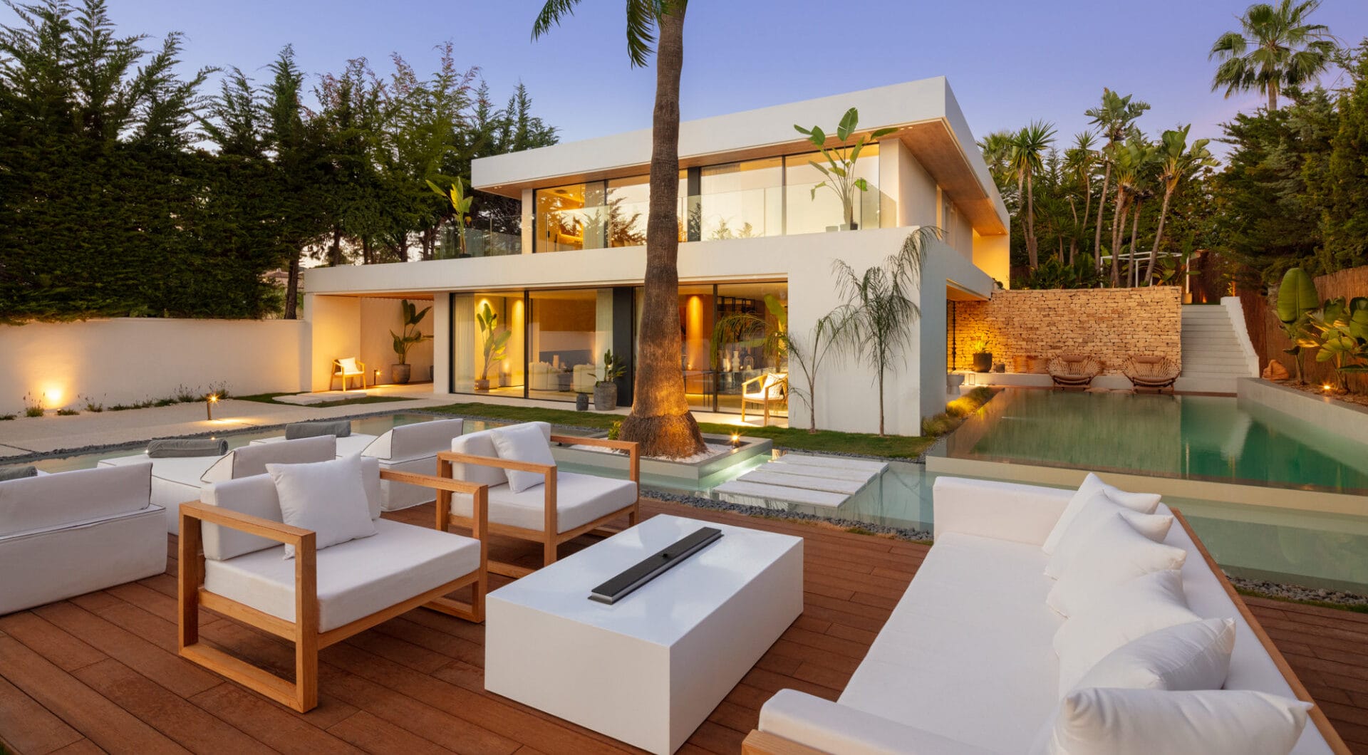 Auriga 1 — Modern Elegance in Nueva Andalucía