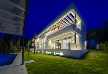 Villa Paradise in Paraiso Alto, Benahavis