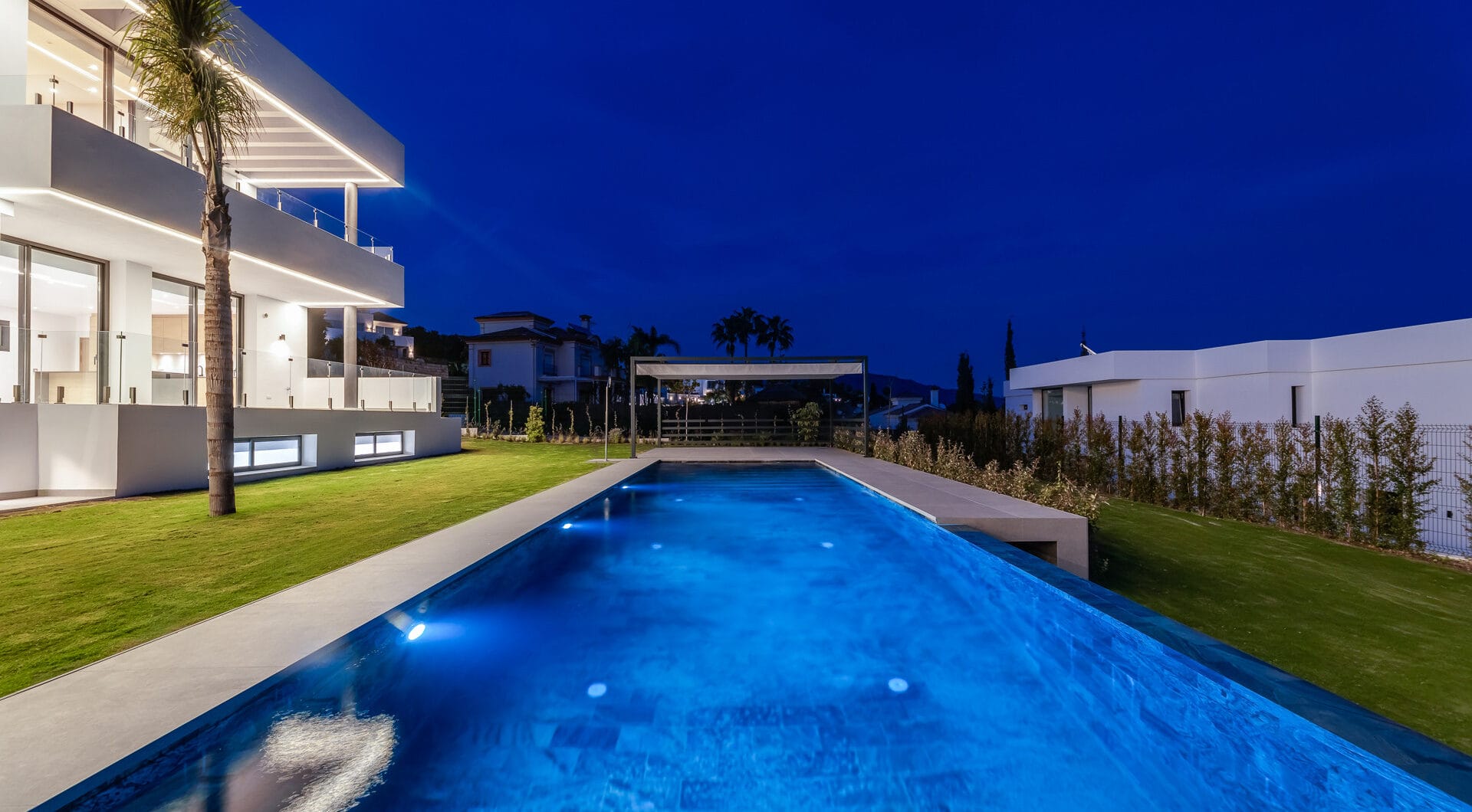 Villa Paradise in Paraiso Alto, Benahavis