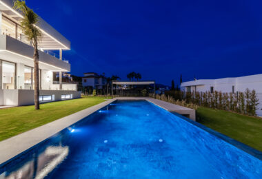 Villa Paradise in Paraiso Alto, Benahavis