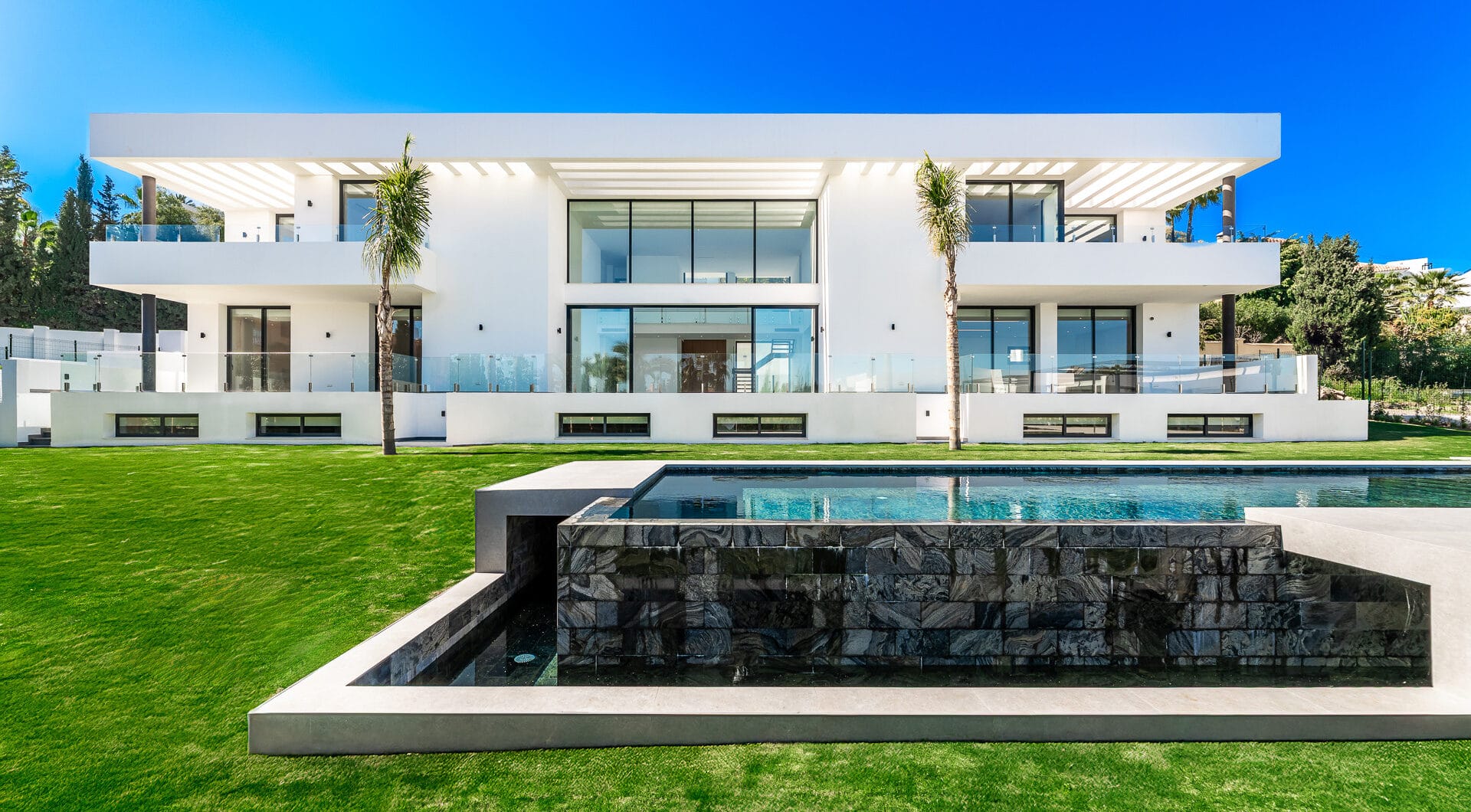 Villa Paradise in Paraiso Alto, Benahavis