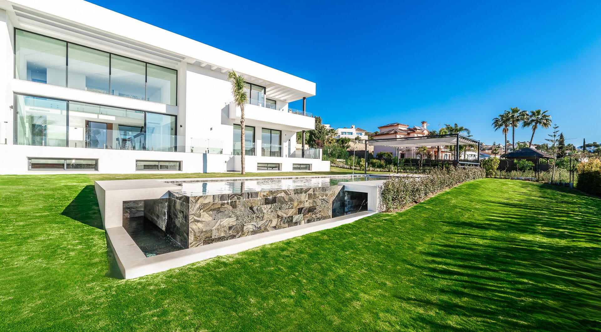 Villa Paradise in Paraiso Alto, Benahavis