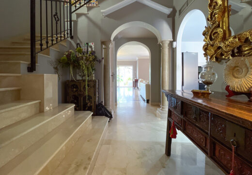 LUXURY