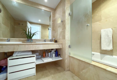 LUXURY