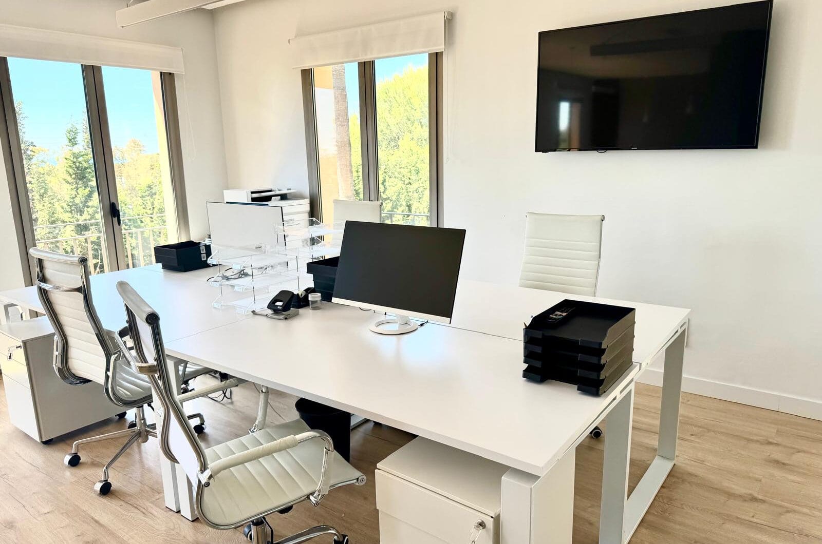 OFFICE IN CAMOJAN SIERRA BLANCA