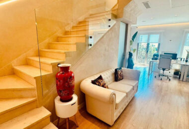 OFFICE IN CAMOJAN SIERRA BLANCA